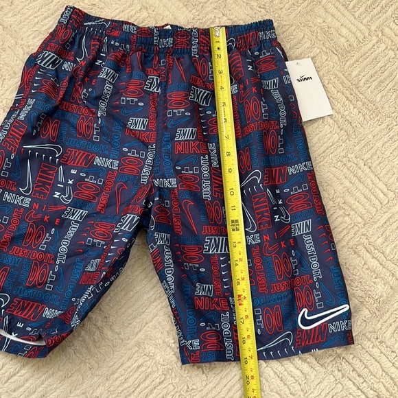 Nike Boys' Logo Mash-Up Breaker 8” Volley Shorts, red white & blue, Size XL NWT - Picture 15 of 16